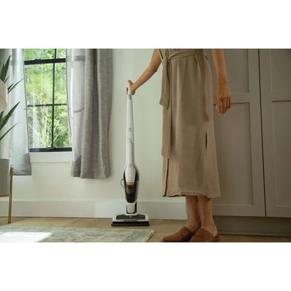 Electrolux Ergorapido™ Cordless 2-in-1 Stick Vacuum in White